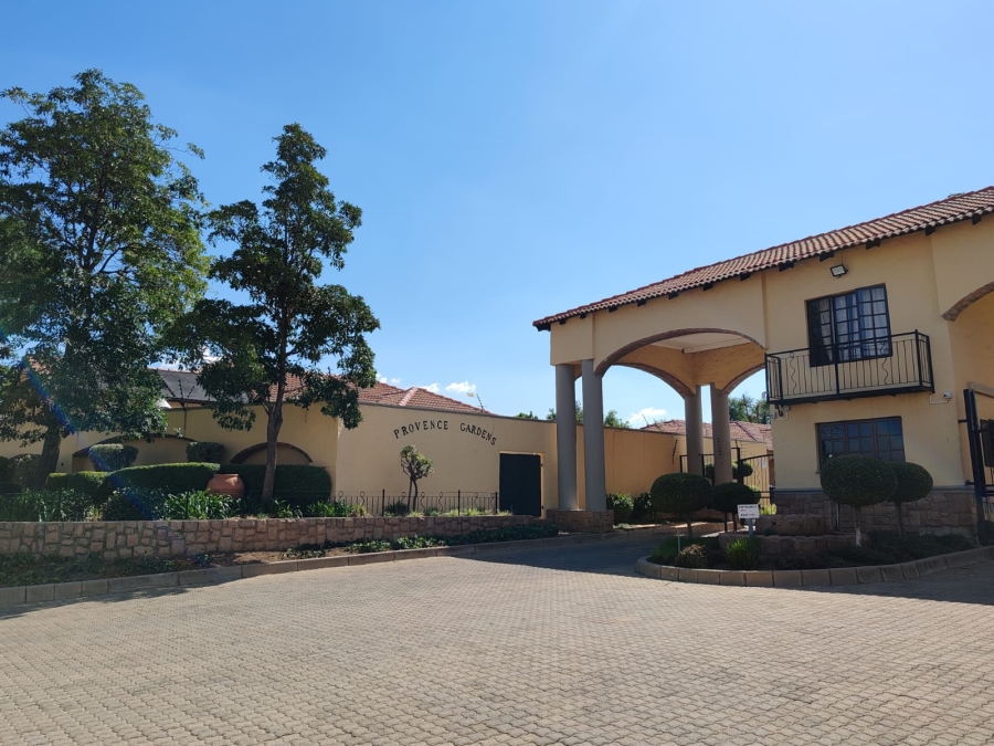 To Let 3 Bedroom Property for Rent in Noordwyk Gauteng