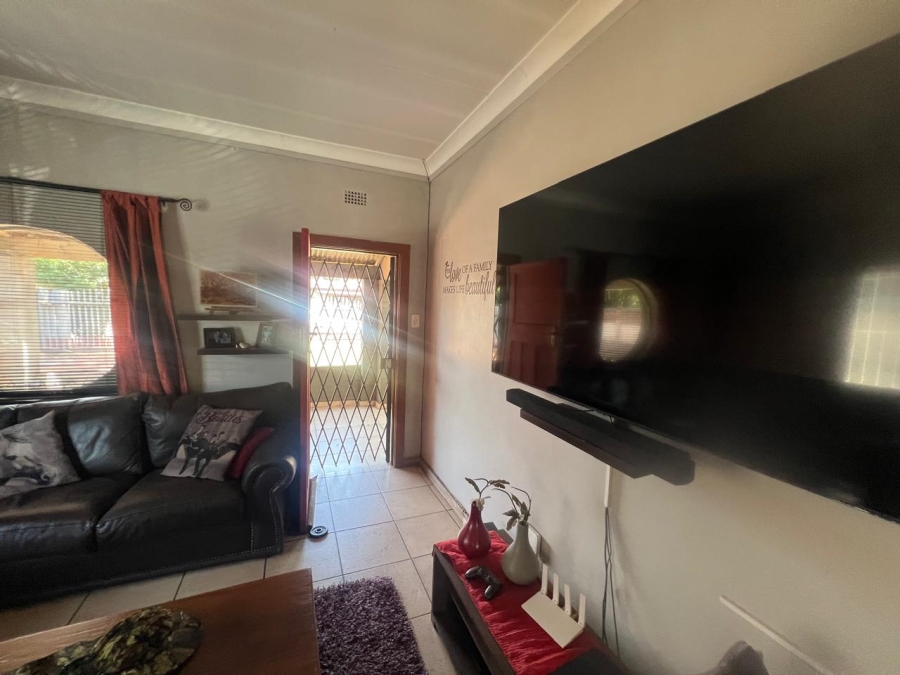 3 Bedroom Property for Sale in Rothdene Gauteng