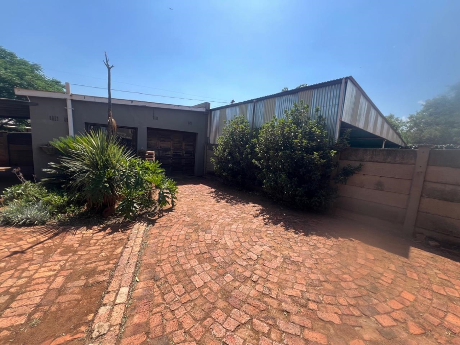 3 Bedroom Property for Sale in Rothdene Gauteng