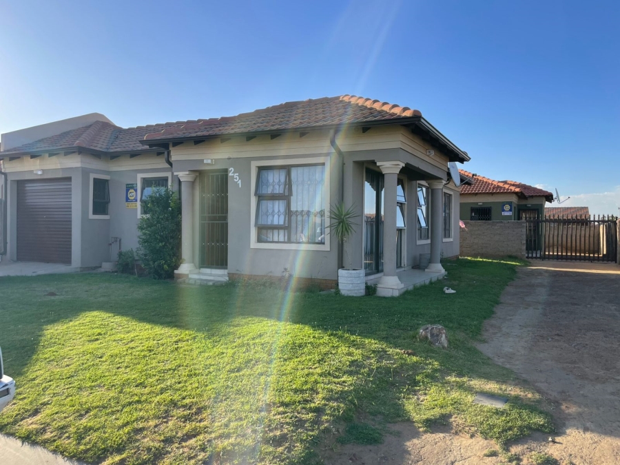 To Let 3 Bedroom Property for Rent in Vanderbijlpark CE 3 Gauteng