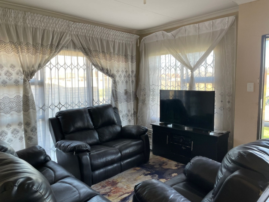 To Let 3 Bedroom Property for Rent in Vanderbijlpark CE 3 Gauteng