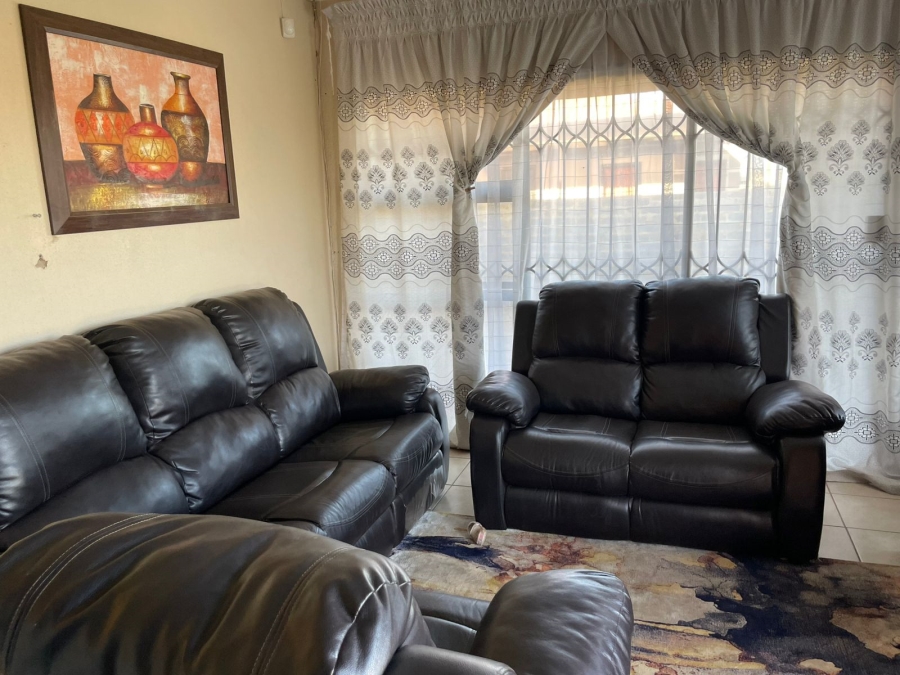 To Let 3 Bedroom Property for Rent in Vanderbijlpark CE 3 Gauteng