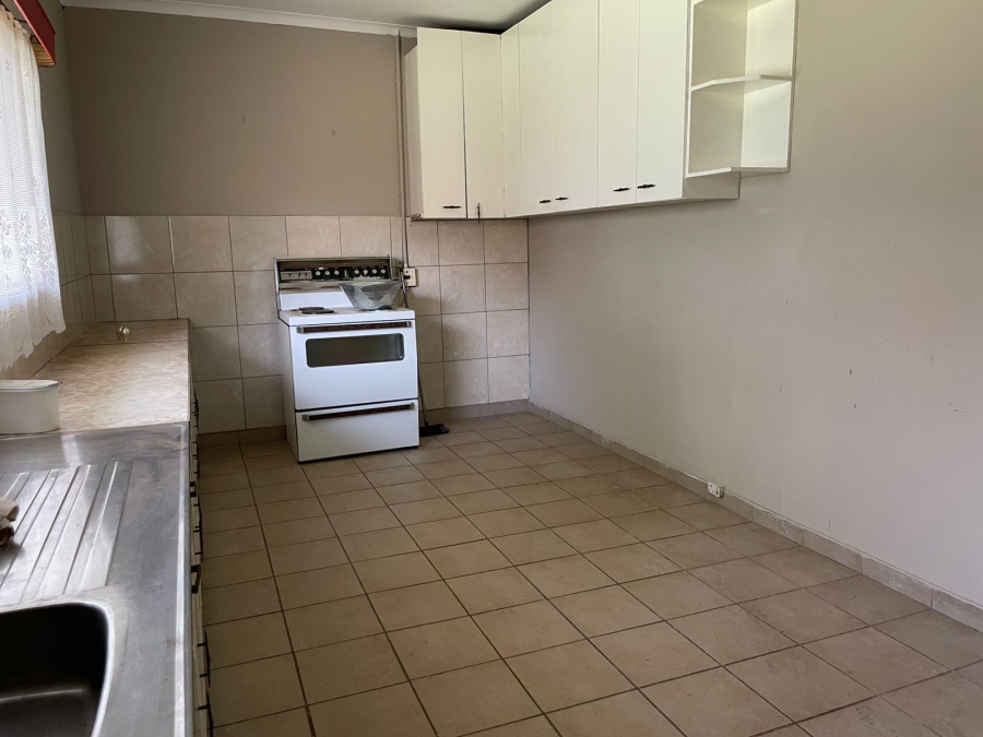 To Let 1 Bedroom Property for Rent in Houtkop A H Gauteng