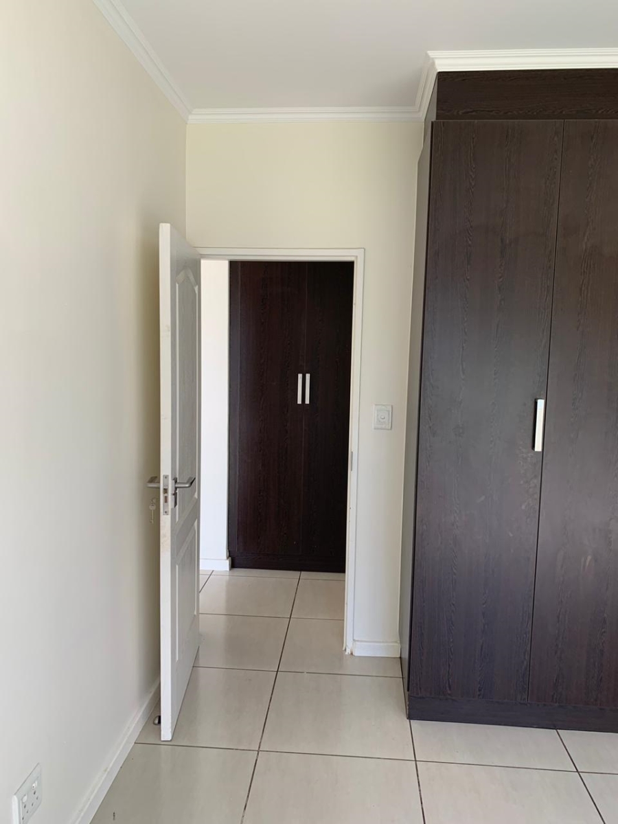 To Let 3 Bedroom Property for Rent in Greenstone Ridge Gauteng