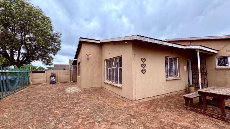 3 Bedroom Property for Sale in Minnebron Gauteng