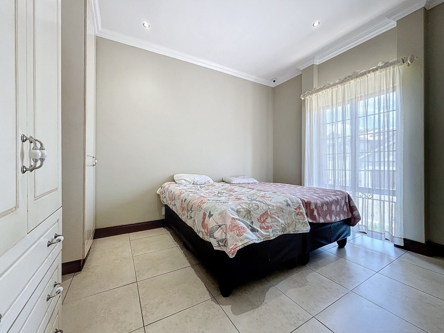 5 Bedroom Property for Sale in Mooikloof Gardens Gauteng