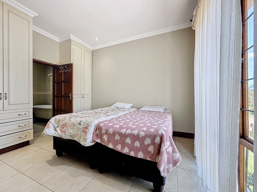 5 Bedroom Property for Sale in Mooikloof Gardens Gauteng