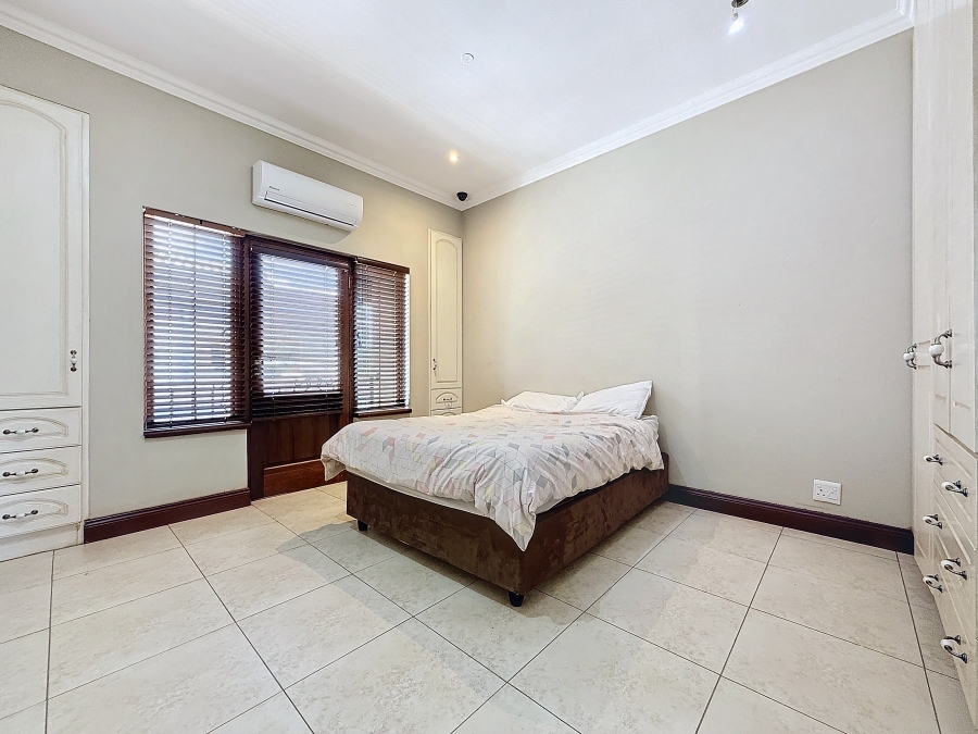 5 Bedroom Property for Sale in Mooikloof Gardens Gauteng