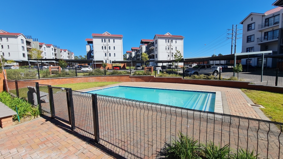 To Let 1 Bedroom Property for Rent in Modderfontein Gauteng