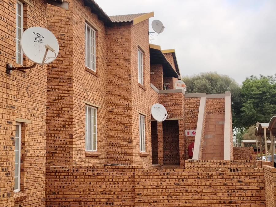 3 Bedroom Property for Sale in Erand Gardens Gauteng