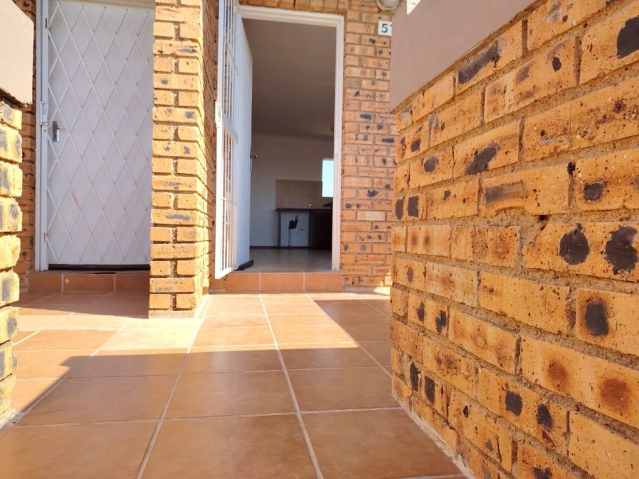 3 Bedroom Property for Sale in Erand Gardens Gauteng