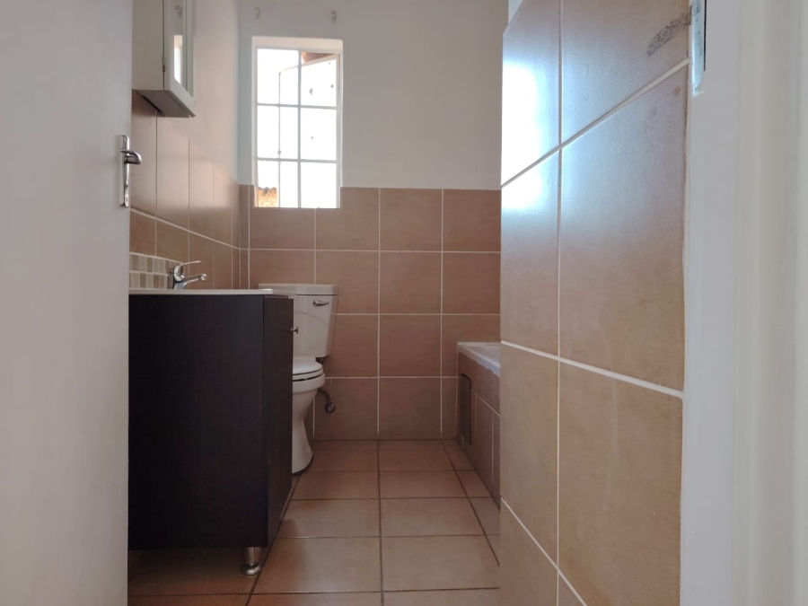 3 Bedroom Property for Sale in Erand Gardens Gauteng