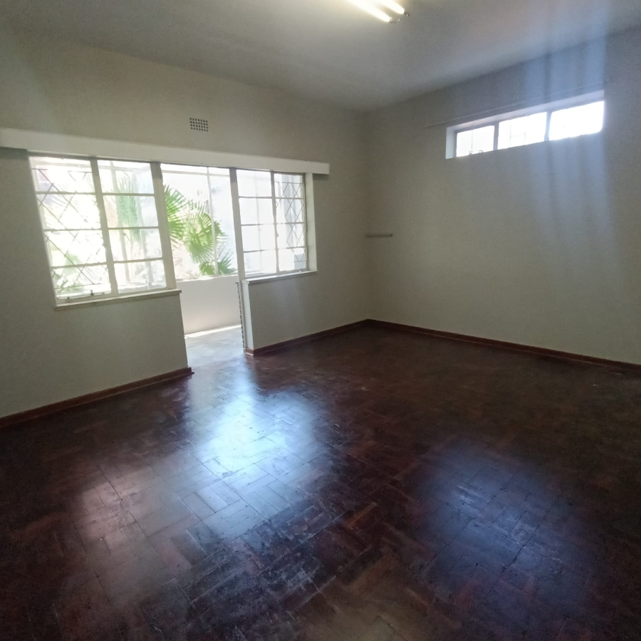 To Let 1 Bedroom Property for Rent in Emmarentia Gauteng