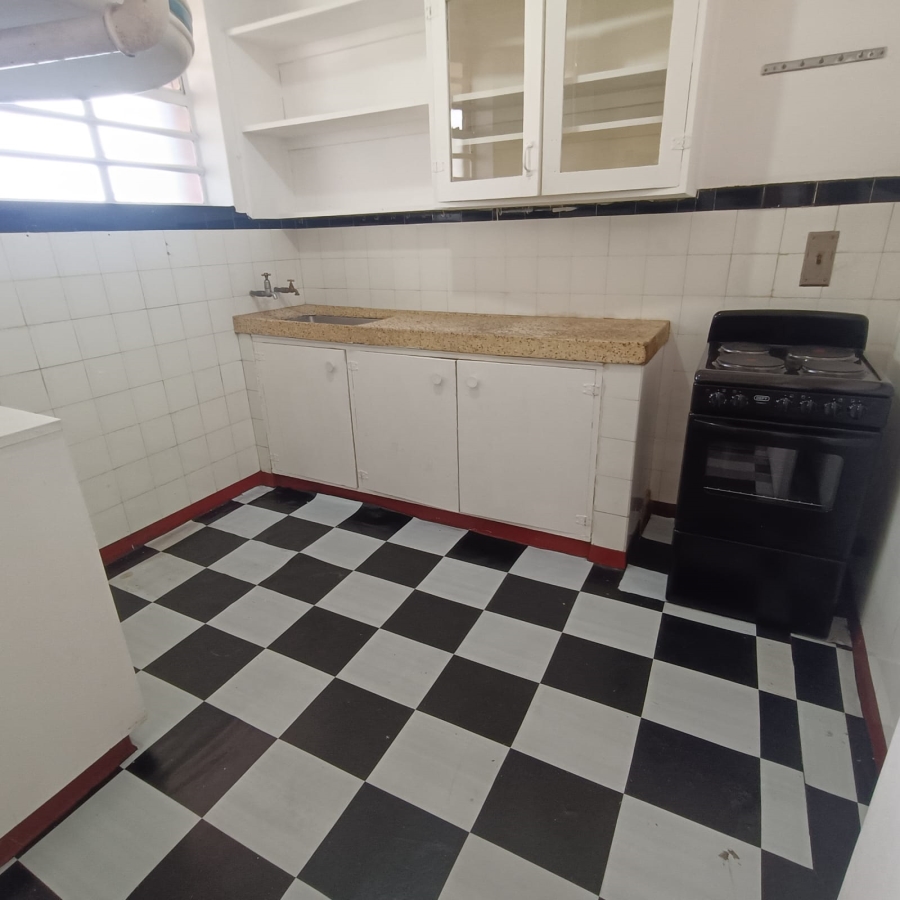 To Let 1 Bedroom Property for Rent in Emmarentia Gauteng