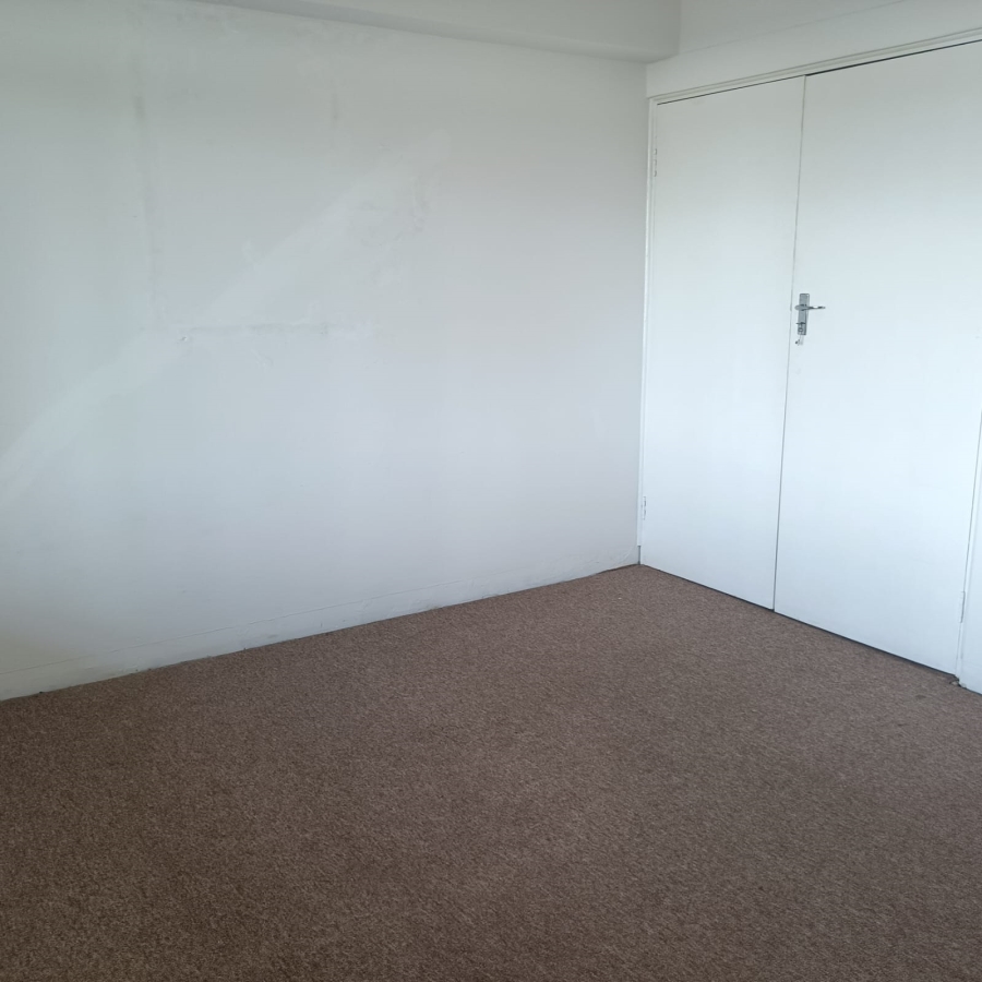 To Let 1 Bedroom Property for Rent in Emmarentia Gauteng