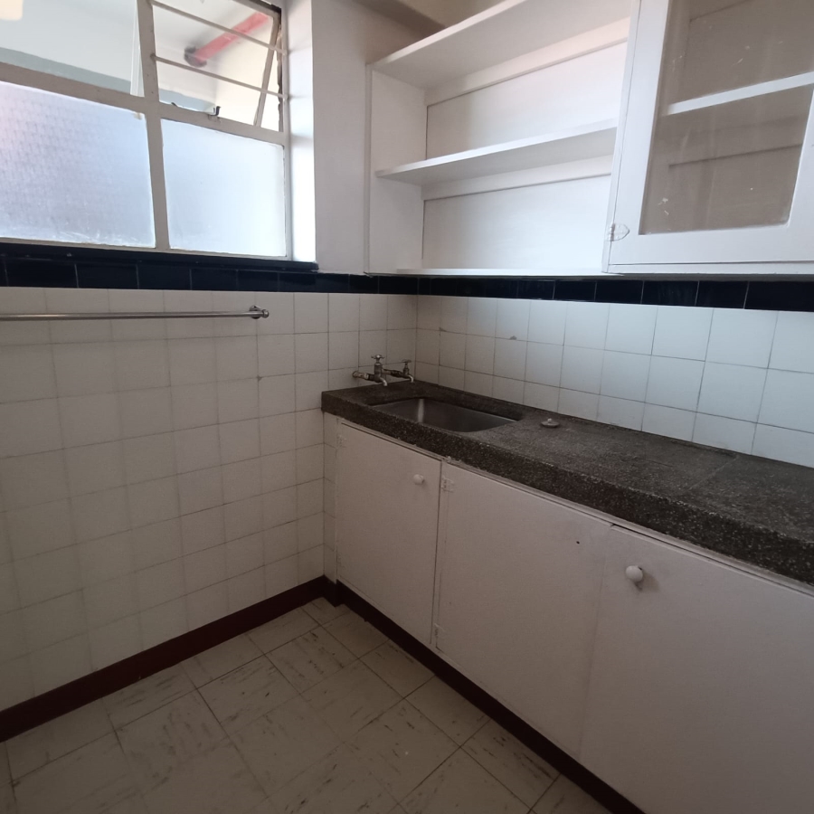 To Let 1 Bedroom Property for Rent in Emmarentia Gauteng