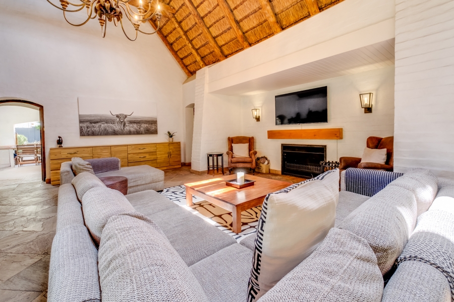 7 Bedroom Property for Sale in Douglasdale Gauteng