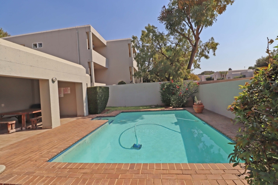 To Let 1 Bedroom Property for Rent in Rivonia Gauteng