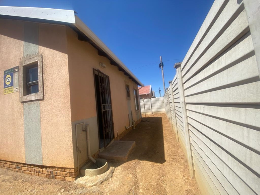 To Let 2 Bedroom Property for Rent in Savanna City Gauteng