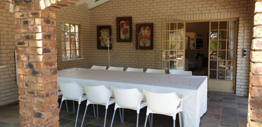 5 Bedroom Property for Sale in Chartwell Gauteng