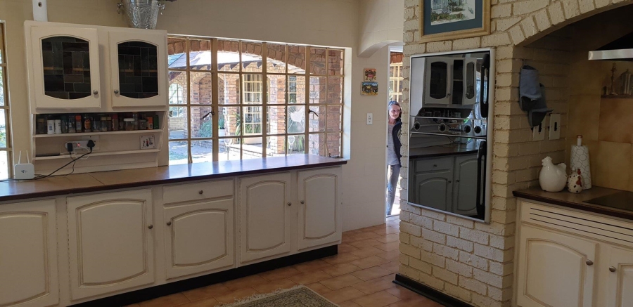 5 Bedroom Property for Sale in Chartwell Gauteng