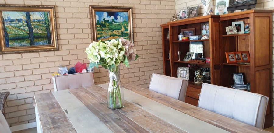 5 Bedroom Property for Sale in Chartwell Gauteng