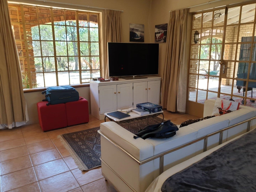 5 Bedroom Property for Sale in Chartwell Gauteng