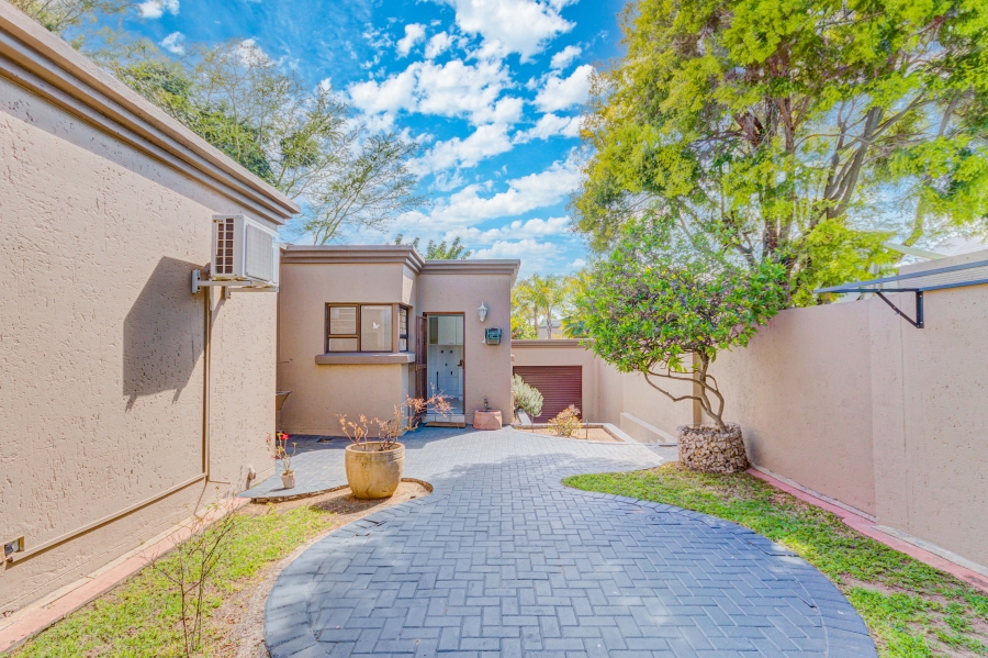 3 Bedroom Property for Sale in Beverley Gauteng