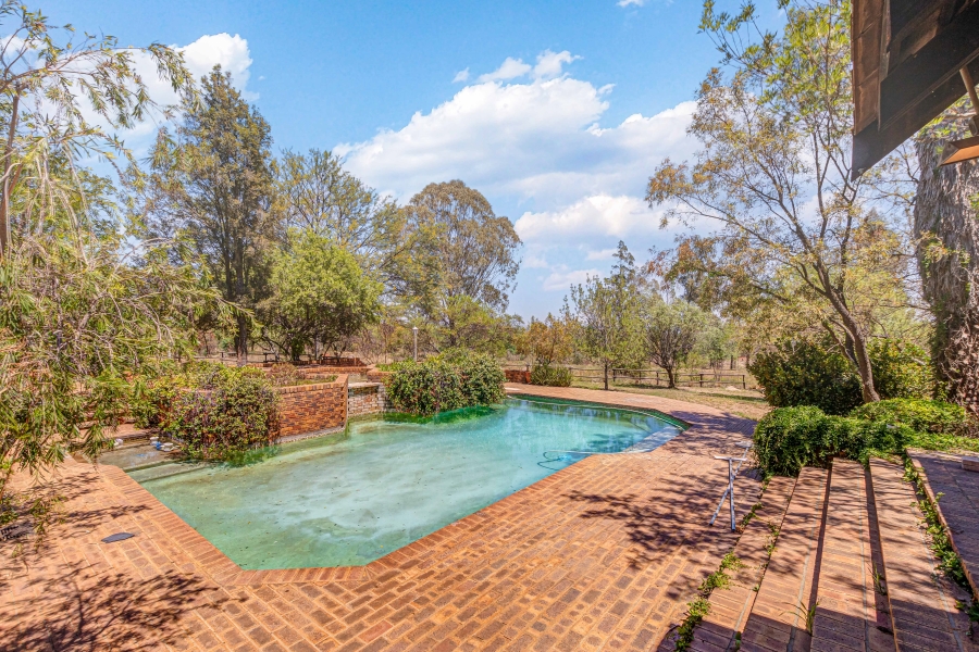 4 Bedroom Property for Sale in Chartwell Gauteng