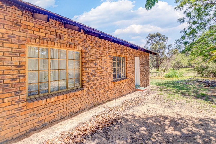 4 Bedroom Property for Sale in Chartwell Gauteng