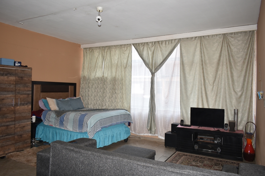 To Let 2 Bedroom Property for Rent in Sunnyside Gauteng