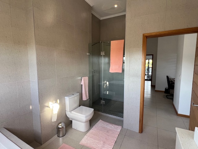 4 Bedroom Property for Sale in Eye of Africa Gauteng