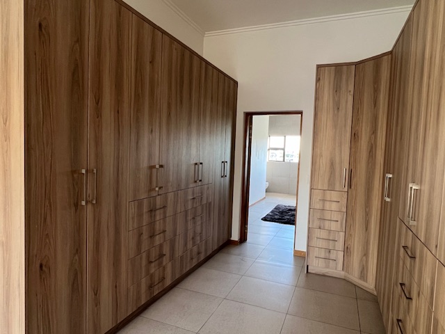 4 Bedroom Property for Sale in Eye of Africa Gauteng