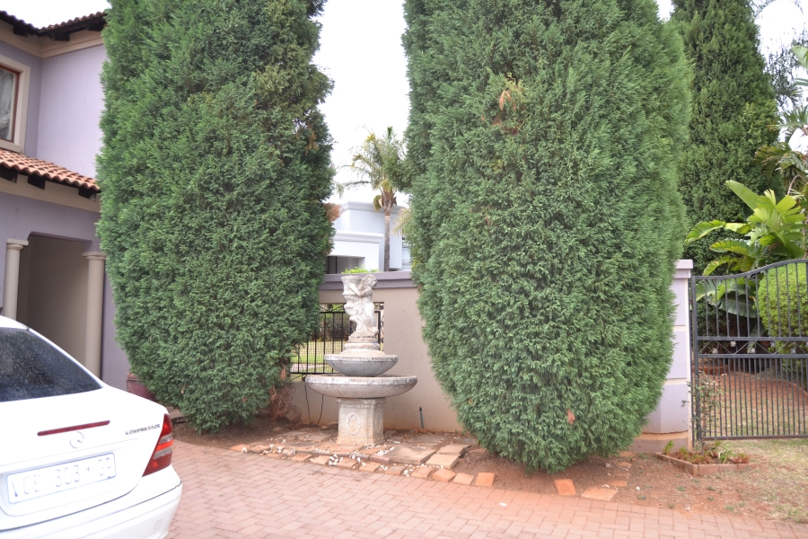 3 Bedroom Property for Sale in Ruimsig Gauteng