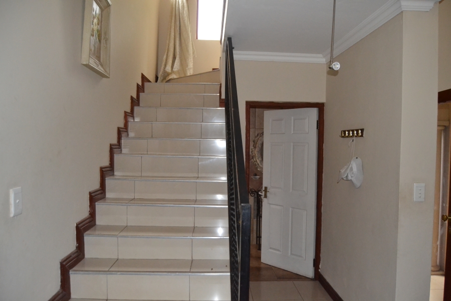 3 Bedroom Property for Sale in Ruimsig Gauteng