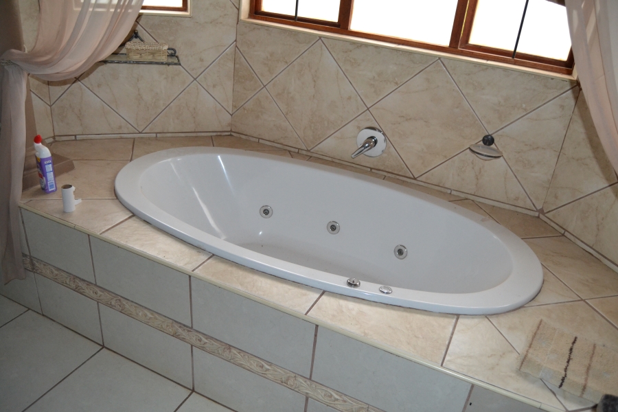 3 Bedroom Property for Sale in Ruimsig Gauteng