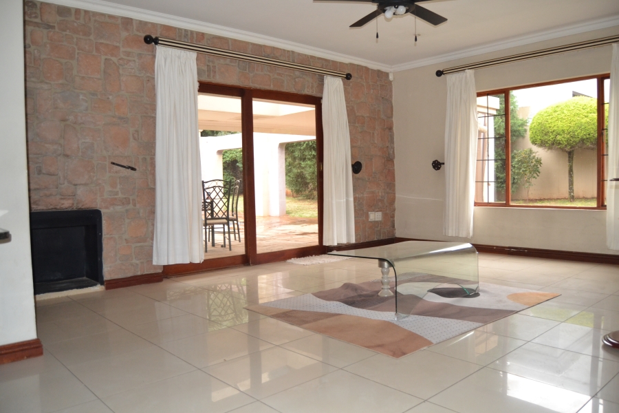 3 Bedroom Property for Sale in Ruimsig Gauteng