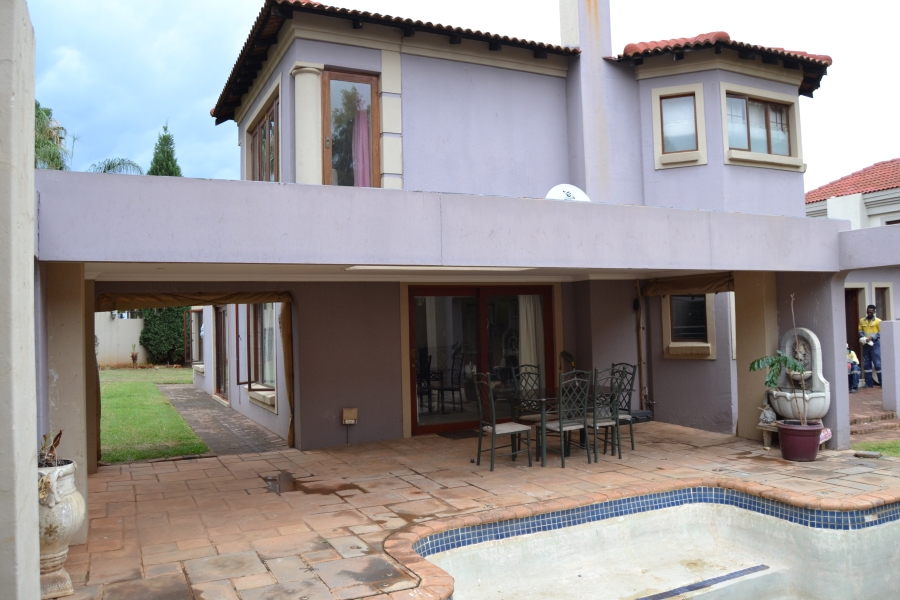 3 Bedroom Property for Sale in Ruimsig Gauteng