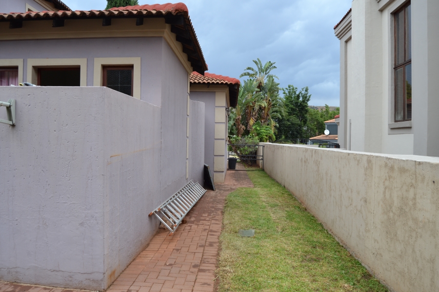 3 Bedroom Property for Sale in Ruimsig Gauteng