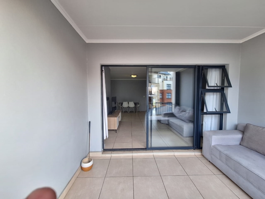 To Let 3 Bedroom Property for Rent in Greenstone Crest Gauteng