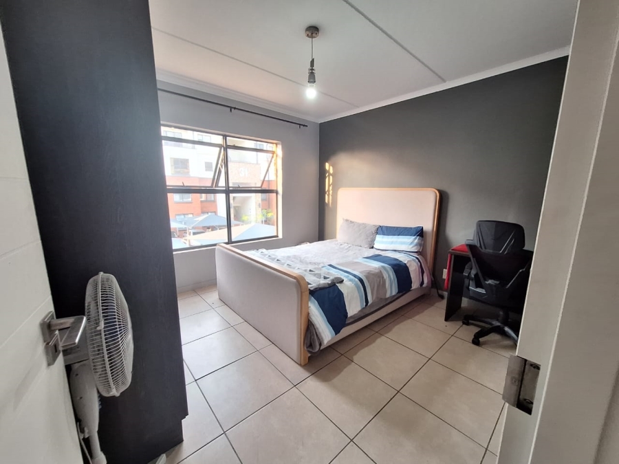 To Let 3 Bedroom Property for Rent in Greenstone Crest Gauteng