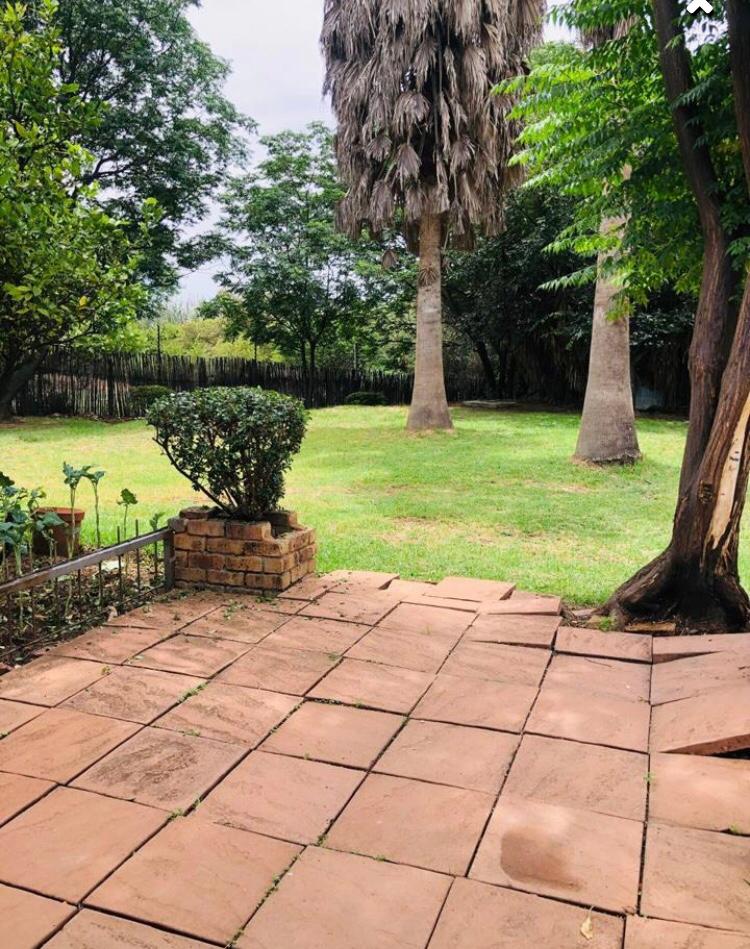 To Let 1 Bedroom Property for Rent in Glen Austin Gauteng