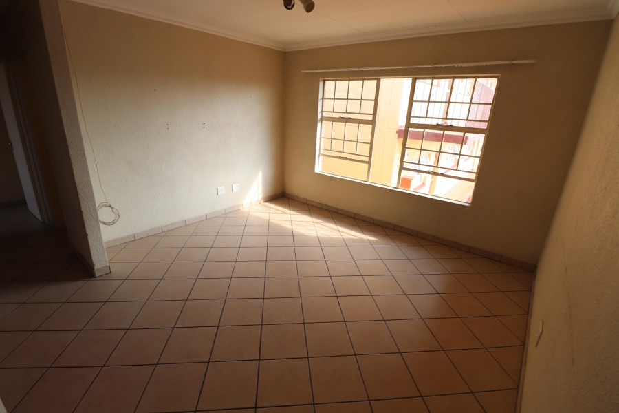 To Let 2 Bedroom Property for Rent in Allen Grove Gauteng