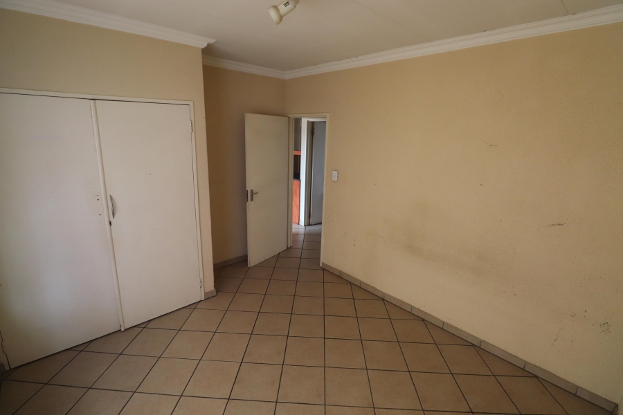 To Let 2 Bedroom Property for Rent in Allen Grove Gauteng