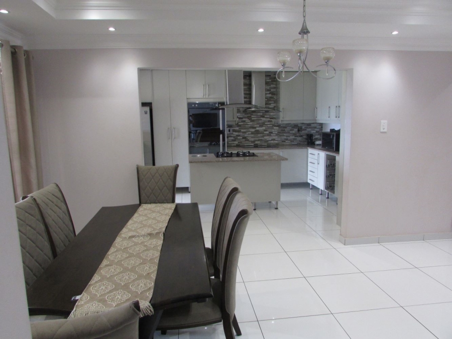 4 Bedroom Property for Sale in Westonaria Gauteng