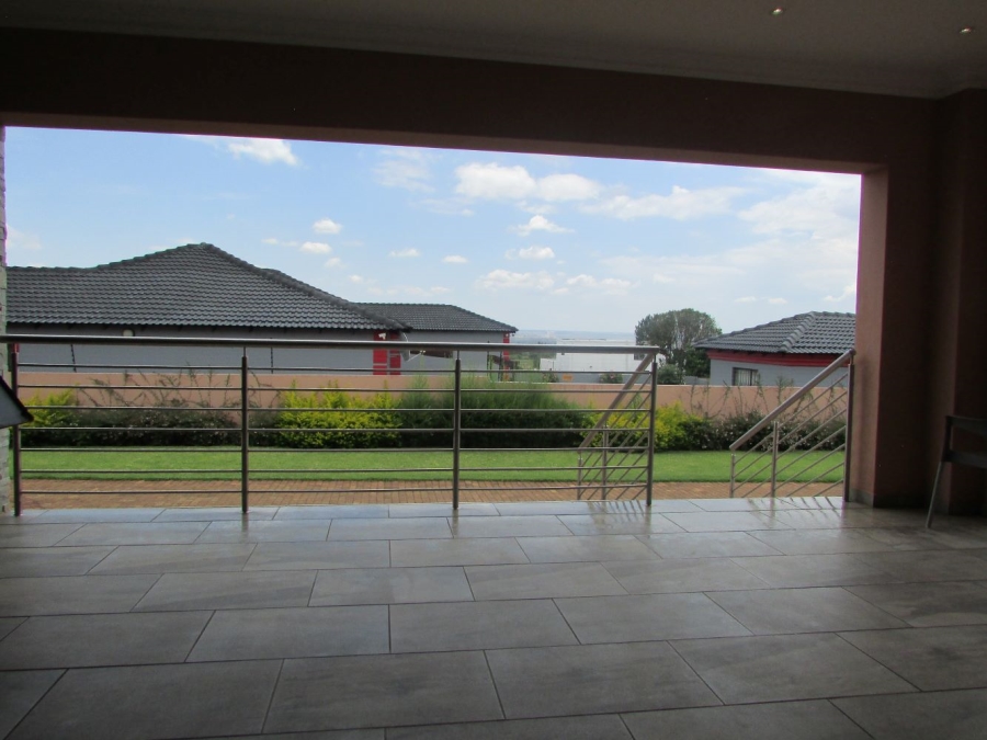 4 Bedroom Property for Sale in Westonaria Gauteng