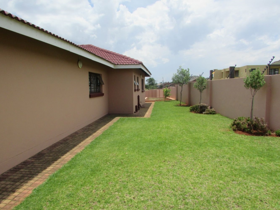 4 Bedroom Property for Sale in Westonaria Gauteng