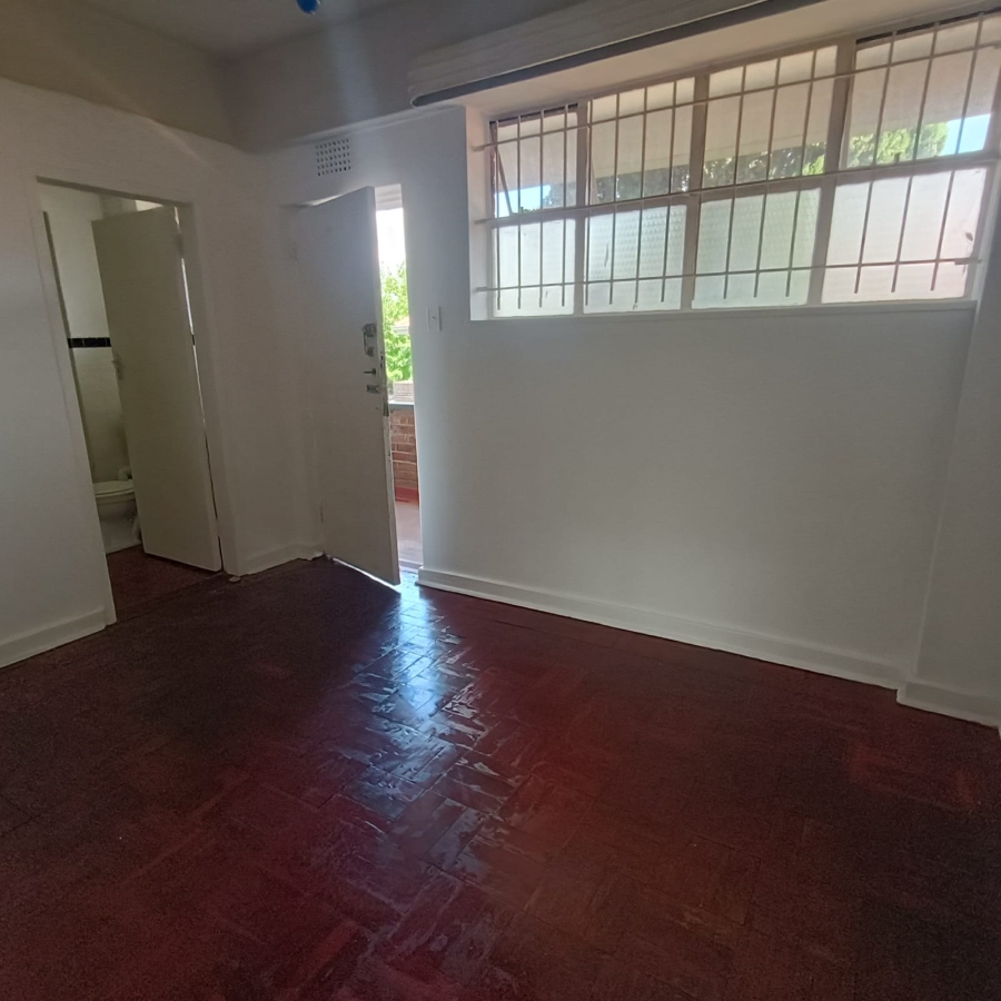 To Let 1 Bedroom Property for Rent in Emmarentia Gauteng