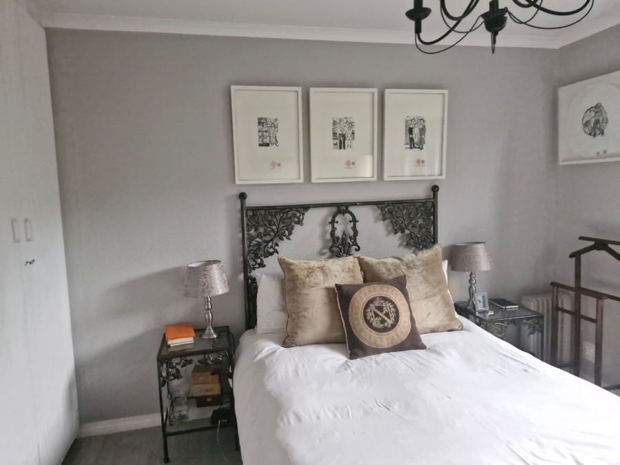 To Let 1 Bedroom Property for Rent in Melville Gauteng