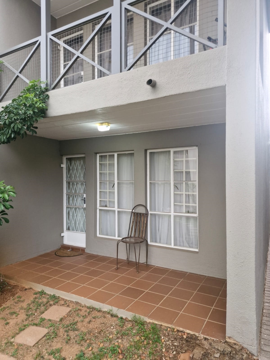 To Let 1 Bedroom Property for Rent in Melville Gauteng